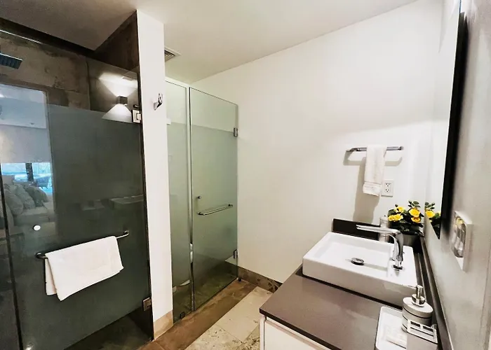 Quiet & Luxurious With The Location * Playa del Carmen